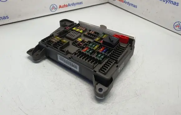 BMW X5 E70 Fuse module 6931687 61146931687