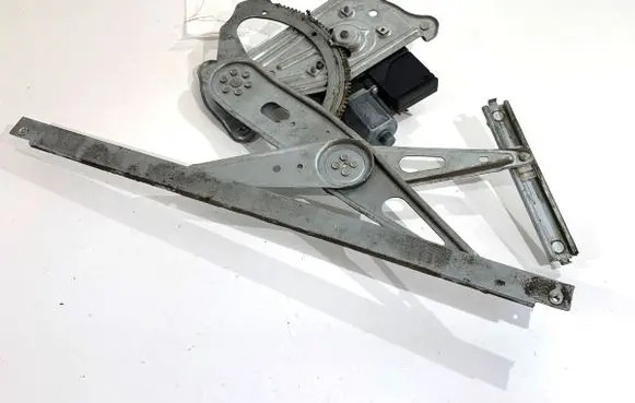 Renault Megane III Front door window regulator with motor 807301396R
