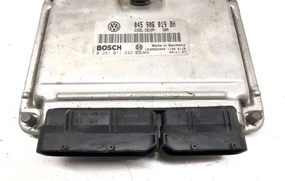 Volkswagen Polo IV 9N3 Engine control unit/module ECU 045906019BH