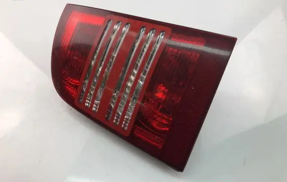 Skoda Octavia Mk1 (1U) Tailgate rear/tail lights 1U9945095