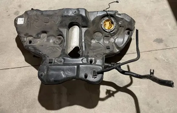 Audi A6 S6 C8 4K Fuel tank 4K8201021CE