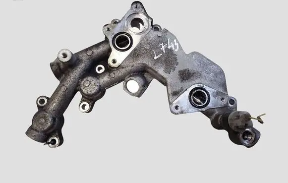 Toyota Avensis T270 Thermostat/thermostat housing