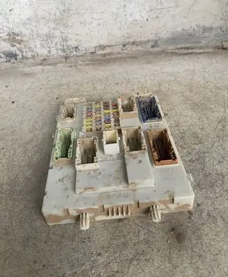 Ford C-MAX II Fuse module