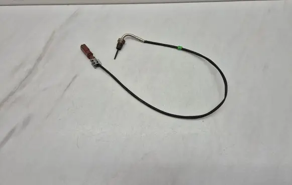 Audi Q3 8U Exhaust gas temperature sensor 03L906088CL