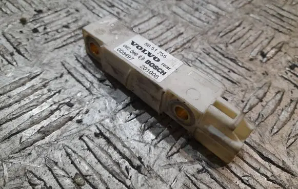 Volvo XC90 Airbag deployment crash/impact sensor 8651755 008497 201006