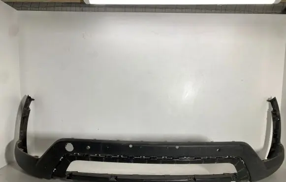 Front bumper lip