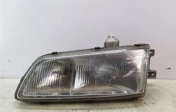 Hyundai H200 Headlight/headlamp