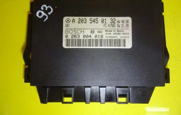 Mercedes-Benz C W203 Parking PDC control unit/module A2035450132 0263004016