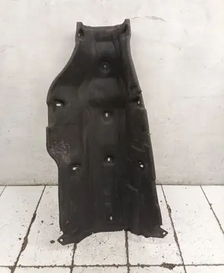 Land Rover Defender Other under body part L8B2114A42AE