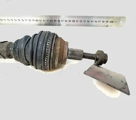 Volkswagen Golf Plus Front driveshaft
