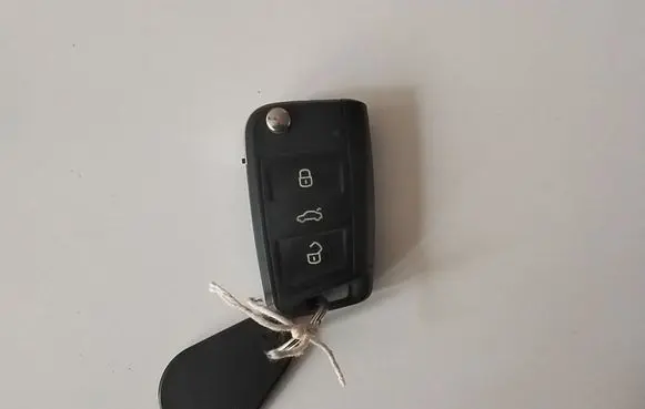 Seat Ibiza IV (6J,6P) Ignition key/card 
