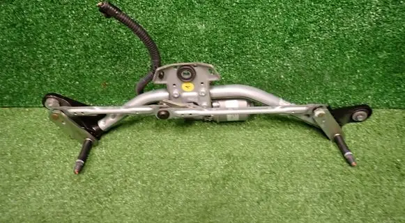 Citroen C3 Front wiper linkage and motor 