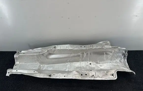 Volkswagen Caddy Exhaust heat shield 5R3825661F