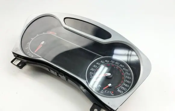 Speedometer (instrument cluster)