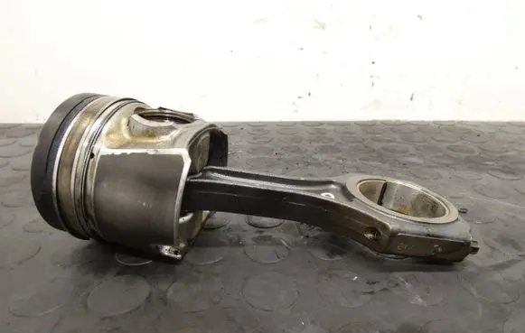 Mercedes-Benz Sprinter W906 Piston with connecting rod A6510300017 65100