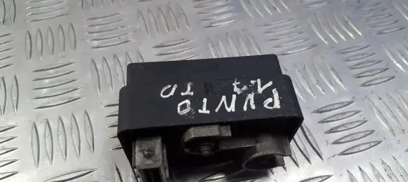 Fiat Punto (176) Glow plug pre-heat relay 2854