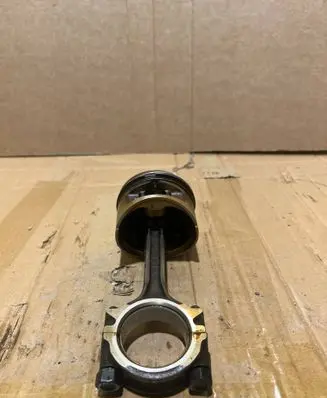Nissan Micra Piston with connecting rod 
