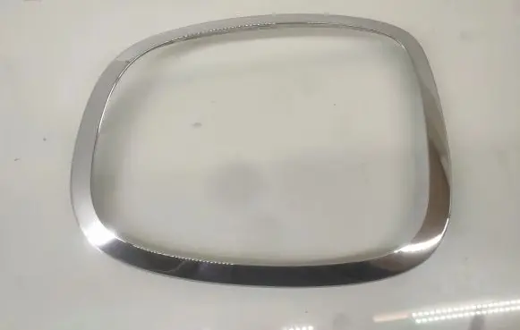 Rear/tail light trim molding