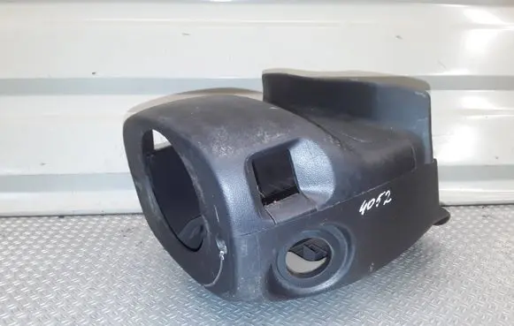 Hyundai i30 Steering wheel column trim 848502L000