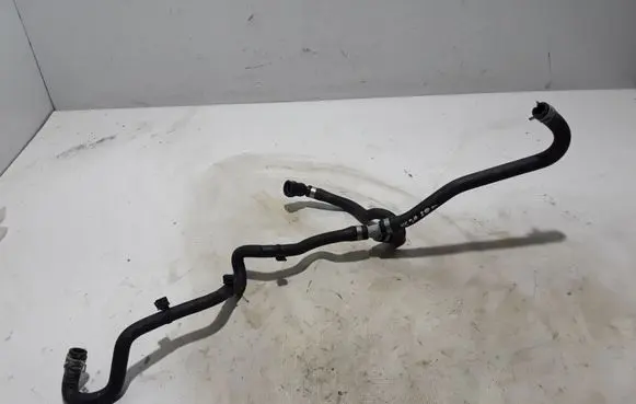 Volvo XC90 Engine coolant pipe/hose 32222715