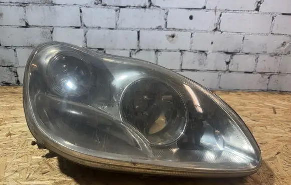 Mercedes-Benz S W220 Headlight/headlamp