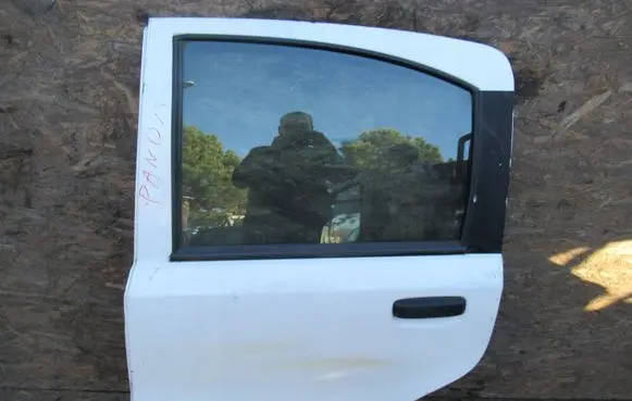 Fiat Panda II Rear door