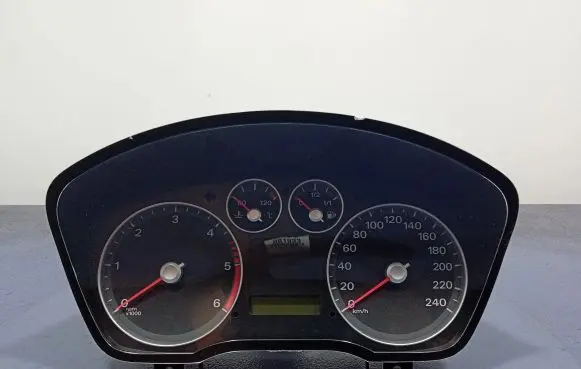 Ford Focus Speedometer (instrument cluster) 4M5T-10849-GP