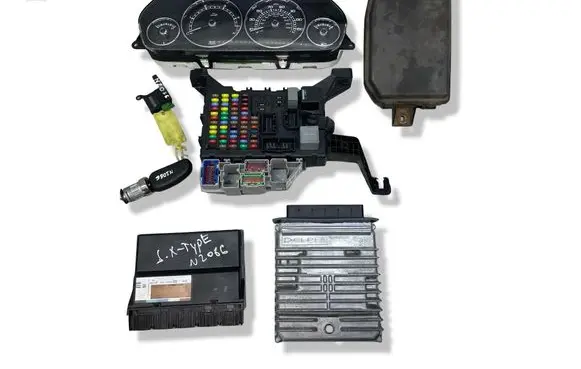 Jaguar X-Type Engine ECU kit and lock set 9X4312A650AB R0411C059B 28146340