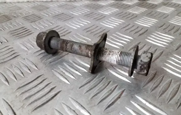Volkswagen Sharan Rear suspension camber bolt 