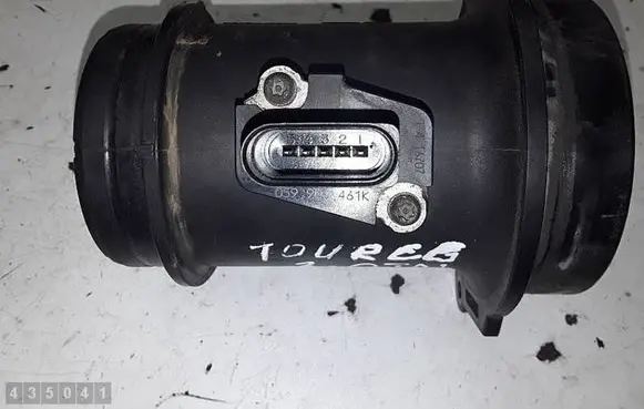 Volkswagen Touareg I Mass air flow meter 059906461K