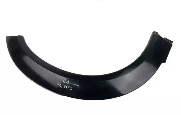 Subaru Outback Front arch trim 