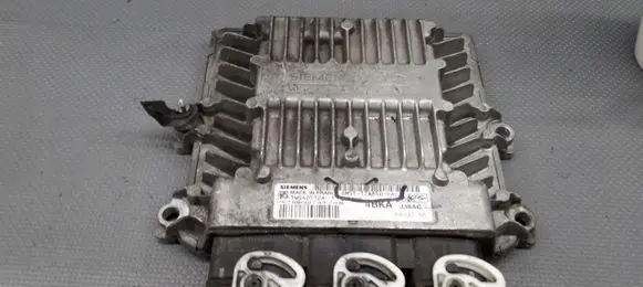 Ford Focus Engine control unit/module ECU 6M51-12A650-YA