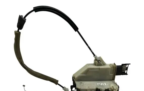 Peugeot Partner Front door lock PSA828405