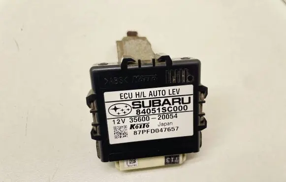 Subaru Forester SH Light module LCM 84051SC000 3560020054 87RFD047657