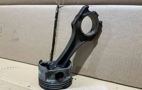 BMW 3 E36 Piston with connecting rod