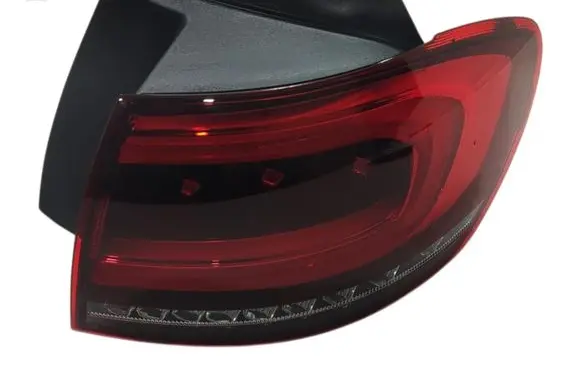 Rear/tail lights