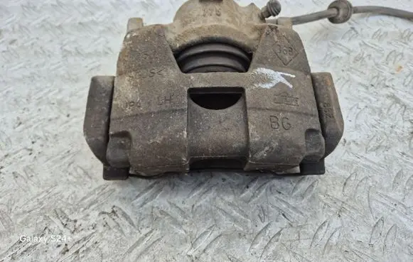 Renault Megane III Front brake caliper