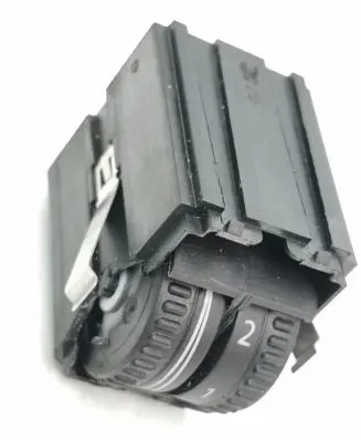Ford Focus Headlight level height control switch 5M0941333