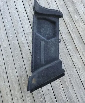 Trunk/boot side trim panel