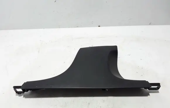 (B) pillar trim (bottom)