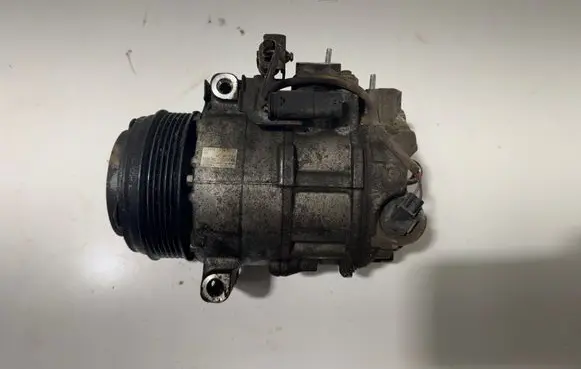 Mercedes-Benz CLS C218 X218 Air conditioning (A/C) compressor (pump) A0008302600