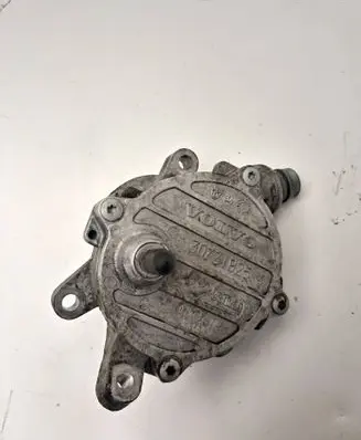 Volvo V70 Vacuum pump 30731825