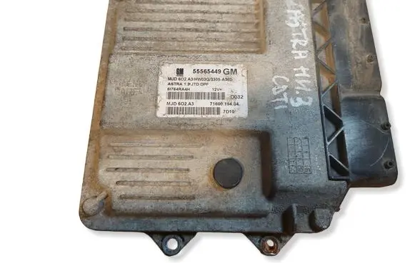 Opel Astra H Engine control unit/module ECU 55565449 MJD6O2A3 HW03G