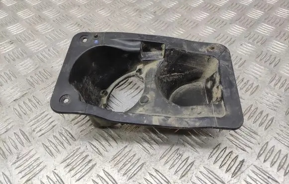 Opel Vivaro Fuel tank cap trim 