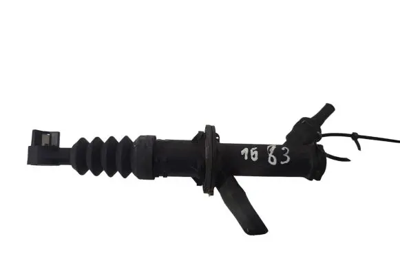 Clutch master cylinder