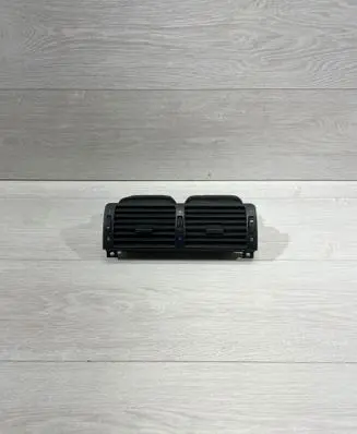 BMW 3 E46 Dash center air vent grill 8370742 8361895