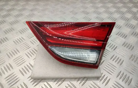 Hyundai i30 Tailgate rear/tail lights 92404G4