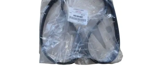 Mitsubishi Carisma Alternator belt MD304887