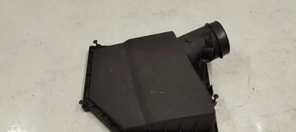 Volvo XC60 Air filter box cover 31474861