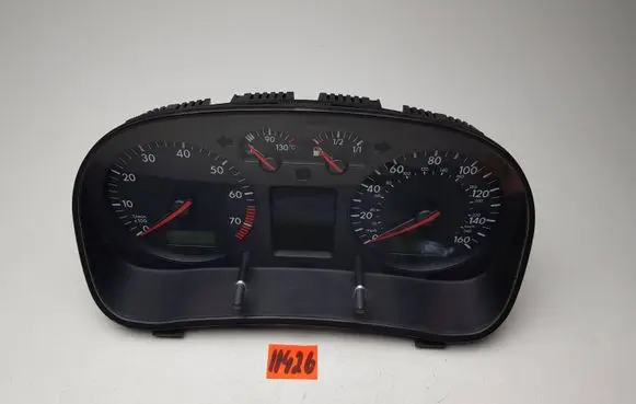 Volkswagen Golf IV Speedometer (instrument cluster) 1J0920921A 0210670076 0263618205